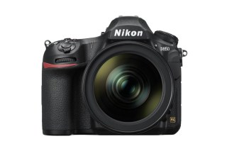 Nikon D850 full-frame digital SLR camera 2017